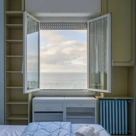 Altido Seafront In Apartamento *